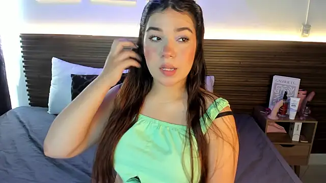 Hanna Miller7 online show from June 11, 2026, 7:55 pm