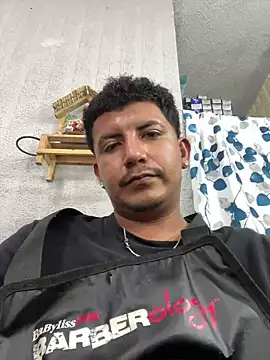 Alcantar01 online show from May 17, 2026, 10:32 pm