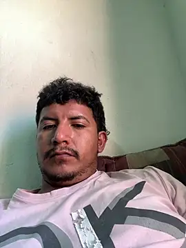 Alcantar01 online show from May 14, 2026, 4:37 pm