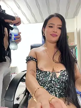 Snapshot of Sara_fun chatting on February 23, 2025, 6:17 am Sara fun online show from February 23, 2025, 6:17 am