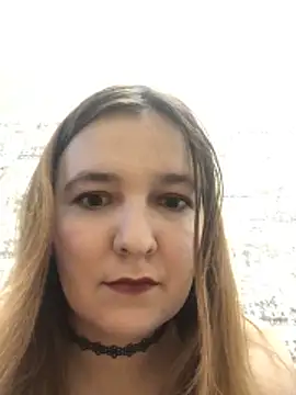 Chill Babe online show from April 17, 2026, 1:03 pm