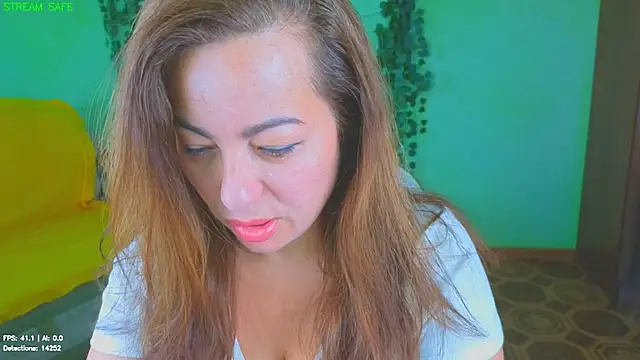 Snapshot of Zoe_Zephyr chatting on July 8, 2026, 6:14 am Zoe Zephyr online show from July 8, 2026, 6:14 am