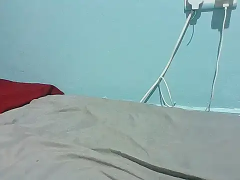 Happygirly69 online show from April 24, 2026, 2:19 pm