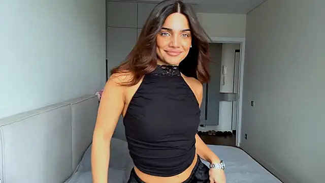 MelindaReny online show from May 29, 2026, 9:15 am