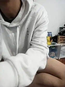 AoA-BoyStudent online show from April 15, 2026, 6:12 pm