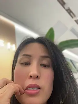 Faye-baby online show from April 23, 2026, 10:22 am