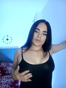 Afrodita Luxx online show from May 1, 2026, 3:33 am
