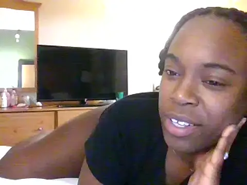 Delicious94 online show from April 16, 2026, 9:39 pm