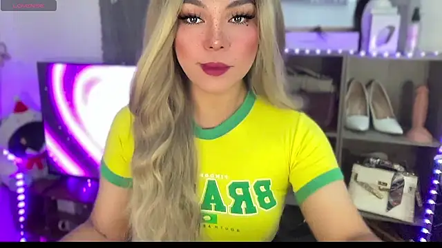 hannaBaby lisyos11 online show from June 5, 2026, 8:25 pm