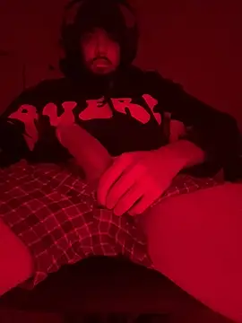 lowkeycashxxx online show from April 18, 2026, 5:10 am