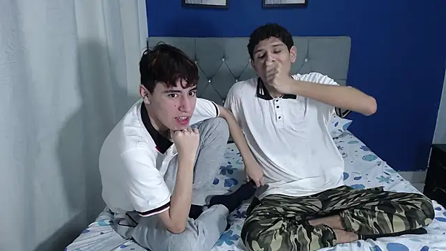Snapshot of Thiago_And_Gael chatting on July 5, 2026, 12:48 am Thiago And Gael online show from July 5, 2026, 12:48 am
