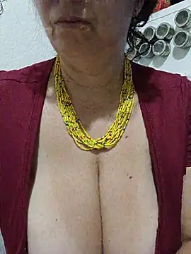 Snapshot of CasalingaEccitata chatting on July 20, 2026, 3:47 am CasalingaEccitata online show from July 20, 2026, 3:47 am