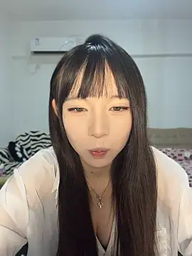 Snapshot of nide-baby chatting on May 20, 2026, 2:47 pm nide-baby online show from May 20, 2026, 2:47 pm