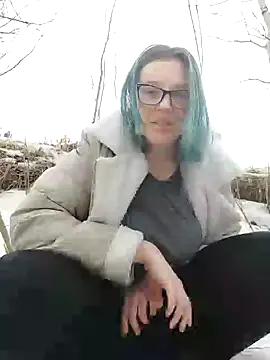 GloriaEvans online show from March 20, 2025, 8:42 am