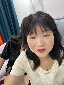 juzi888 online show from April 19, 2026, 11:00 am