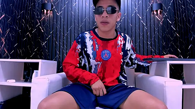 Snapshot of Lian_Jacob chatting on May 18, 2026, 3:17 pm Lian Jacob online show from May 18, 2026, 3:17 pm
