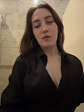 Tiny Anny online show from April 23, 2026, 9:27 am