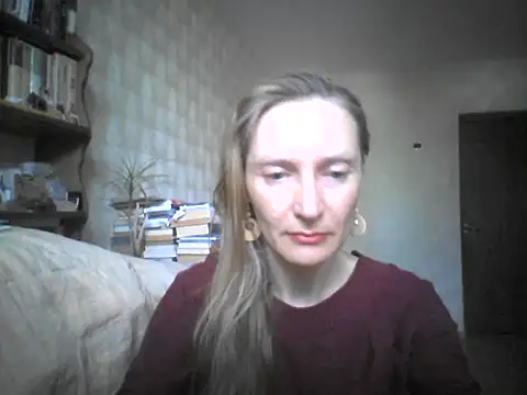 LunaBelle8 online show from May 14, 2026, 2:36 pm