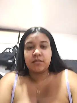 Candy2615 online show from April 22, 2026, 5:53 pm