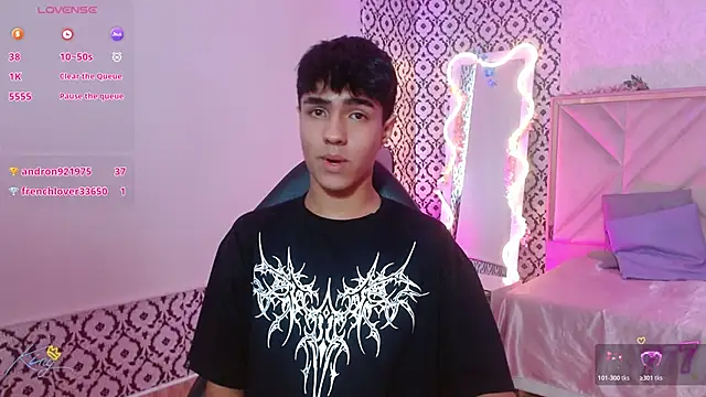Snapshot of Damian_tay chatting on June 3, 2026, 2:33 pm Damian tay online show from June 3, 2026, 2:33 pm