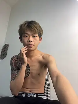 Snapshot of XBD-1 chatting on April 24, 2026, 12:07 pm XBD-1 online show from April 24, 2026, 12:07 pm