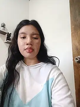 Snapshot of cherry_pinkie chatting on May 20, 2026, 7:55 pm cherry pinkie online show from May 20, 2026, 7:55 pm