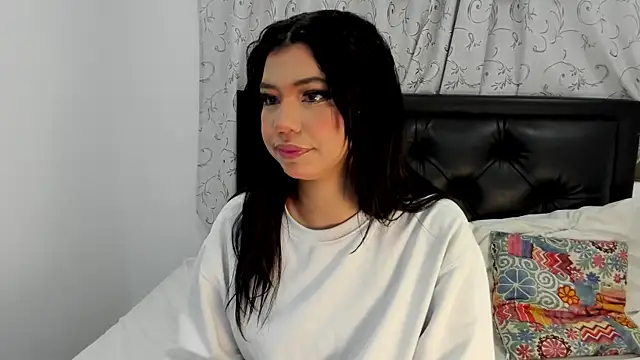 Snapshot of Nathy_Pelaez chatting on June 10, 2026, 3:41 am Nathy Pelaez online show from June 10, 2026, 3:41 am