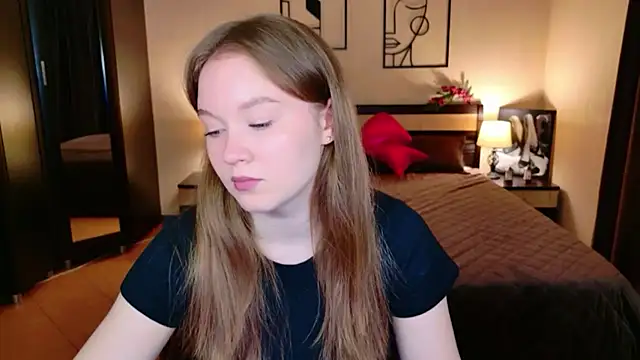 Snapshot of ValeriSunny chatting on April 25, 2026, 4:48 am ValeriSunny online show from April 25, 2026, 4:48 am