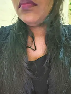 Snapshot of Newragini chatting on June 1, 2026, 6:29 pm Newragini online show from June 1, 2026, 6:29 pm