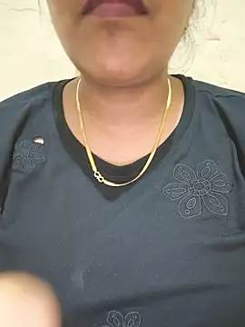 Snapshot of Newragini chatting on May 23, 2026, 6:18 pm Newragini online show from May 23, 2026, 6:18 pm