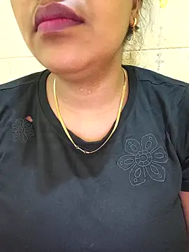 Snapshot of Newragini chatting on May 11, 2026, 10:51 pm Newragini online show from May 11, 2026, 10:51 pm