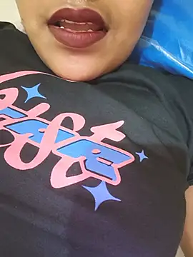 Snapshot of Newragini chatting on May 14, 2026, 7:00 pm Newragini online show from May 14, 2026, 7:00 pm