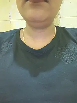Snapshot of Newragini chatting on May 15, 2026, 5:11 pm Newragini online show from May 15, 2026, 5:11 pm