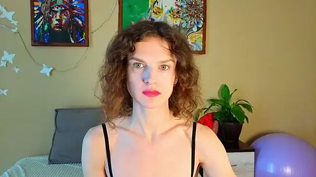 Snapshot of Muscle_Muse chatting on May 16, 2026, 5:17 am Muscle Muse online show from May 16, 2026, 5:17 am