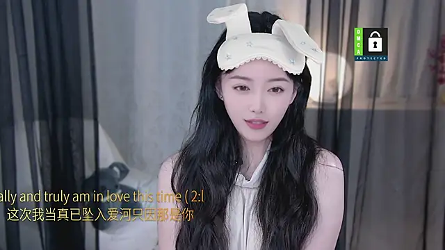 Snapshot of xinxin-cat chatting on April 19, 2026, 3:02 pm xinxin-cat online show from April 19, 2026, 3:02 pm