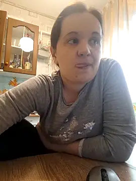 Jeanne Cynthia online show from June 2, 2026, 2:28 pm