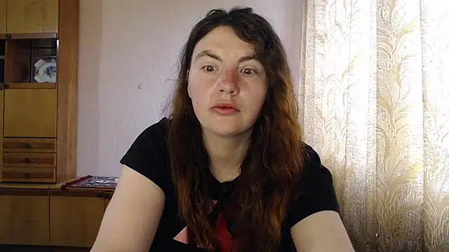 AlinaxJames online show from April 18, 2026, 5:54 am