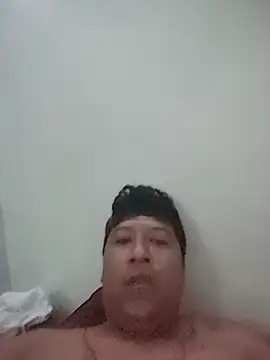 Jose12ulises online show from May 25, 2026, 1:21 pm