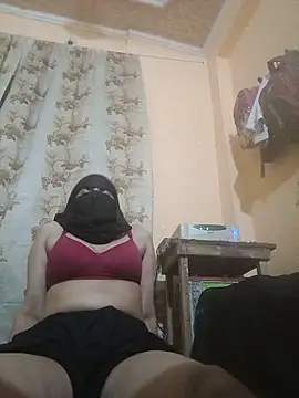 Snapshot of Couple-tina chatting on May 20, 2026, 6:38 pm Couple-tina online show from May 20, 2026, 6:38 pm