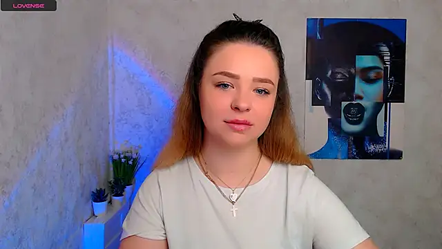 NicoleAura online show from May 14, 2026, 7:49 am