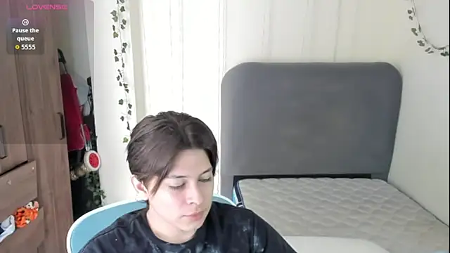 Felixzyn online show from April 30, 2026, 6:59 pm