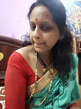 Snapshot of Beborani chatting on May 12, 2026, 5:04 am Beborani online show from May 12, 2026, 5:04 am