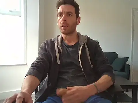 frenchbdmaninlondon online show from May 13, 2026, 11:28 am