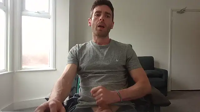 frenchbdmaninlondon online show from June 3, 2026, 1:23 pm