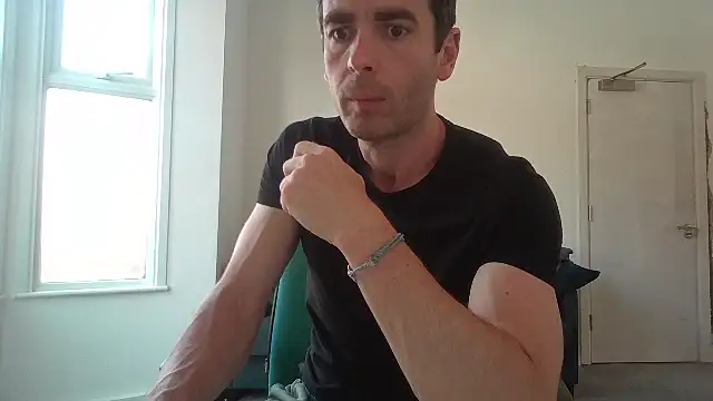 Snapshot of frenchbdmaninlondon chatting on June 22, 2026, 12:46 pm frenchbdmaninlondon online show from June 22, 2026, 12:46 pm
