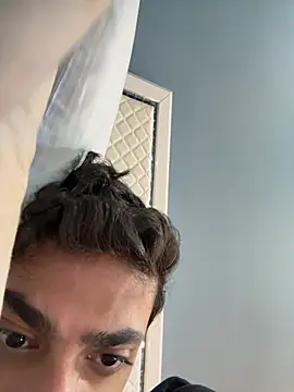 errrry16 online show from April 18, 2026, 4:09 pm