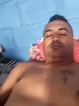 Elgolozoos online show from May 6, 2026, 5:28 pm