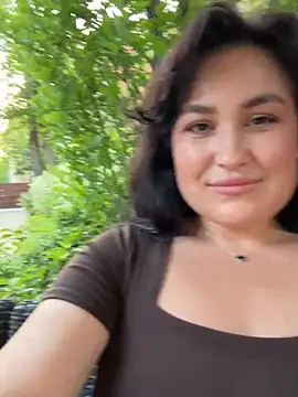 LilyyFox online show from May 18, 2026, 4:23 pm