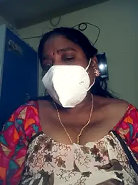 Snapshot of swetha10 chatting on July 19, 2026, 2:58 pm swetha10 online show from July 19, 2026, 2:58 pm