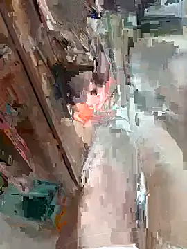 qiqi202602 online show from April 26, 2026, 7:16 am